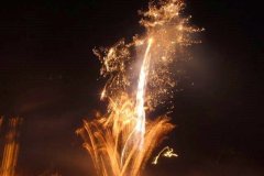 37SLU-Fireworks